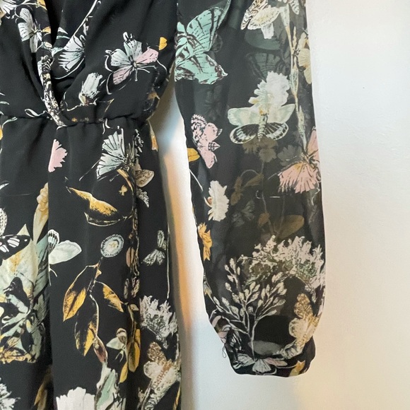 Petite butterfly romper - Picture 9 of 15